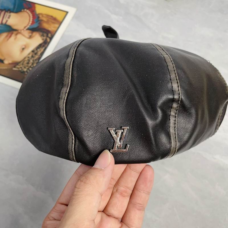 LV beret dx (24)